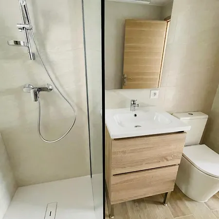 Duplex Lot 4 Climatisé Hypercentre à 5min Des Plages Appartement